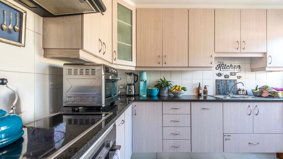 3 Bedroom Property for Sale in Monte Vista Western Cape